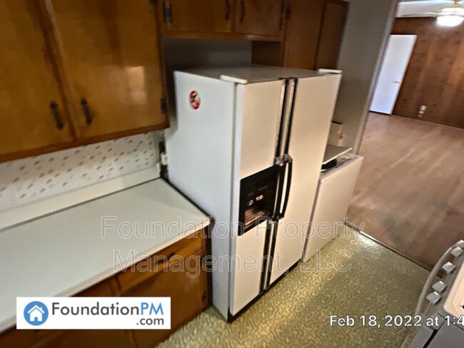 Foto del edificio - 4844 Summerlane Ave