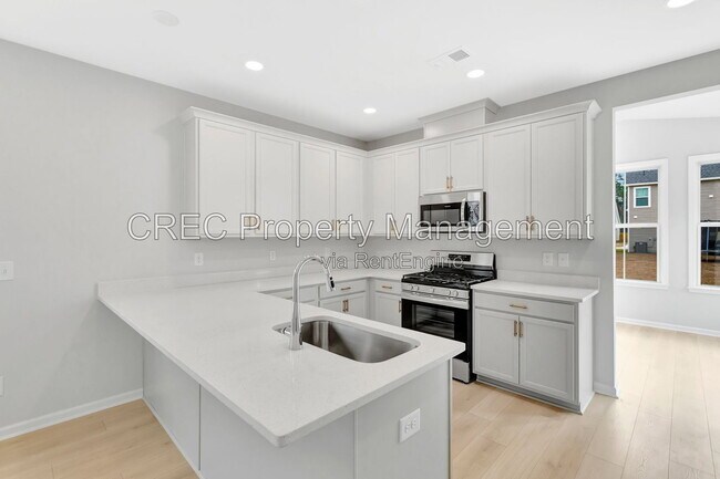 Building Photo - 8806 Lannister Dr