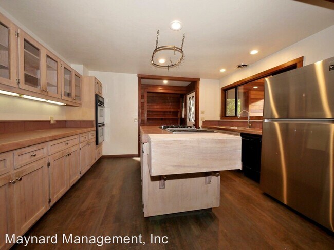 Building Photo - 409 McCarthy Reservoir Rd