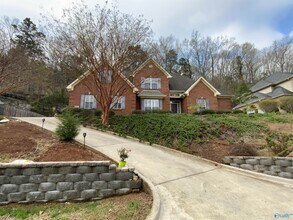 Building Photo - 3014 Box Canyon Rd SE