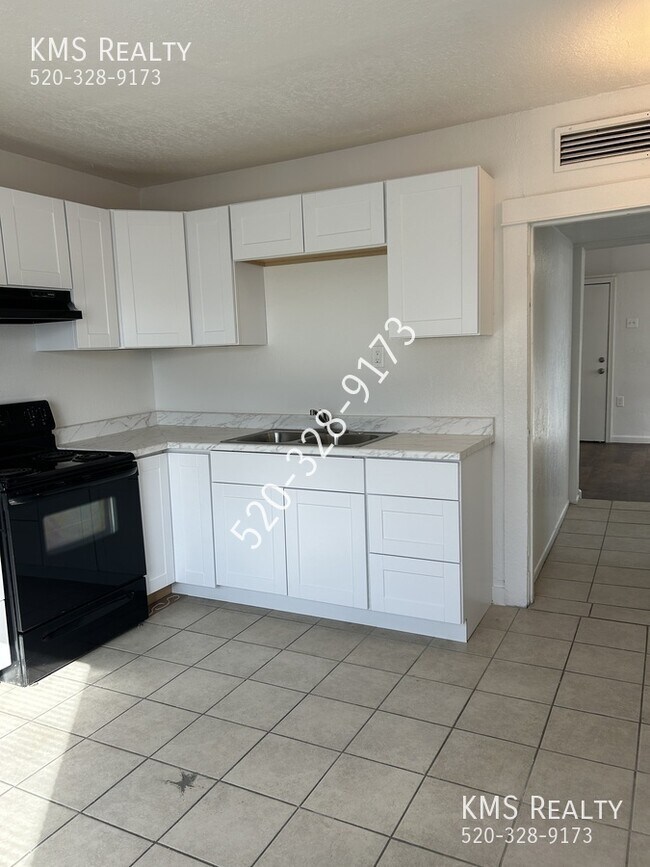 Foto del edificio - 757 E Pastime Rd