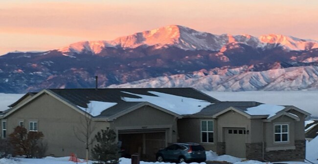 Building Photo - D20 Beautiful Rancher with Mountain Views ...