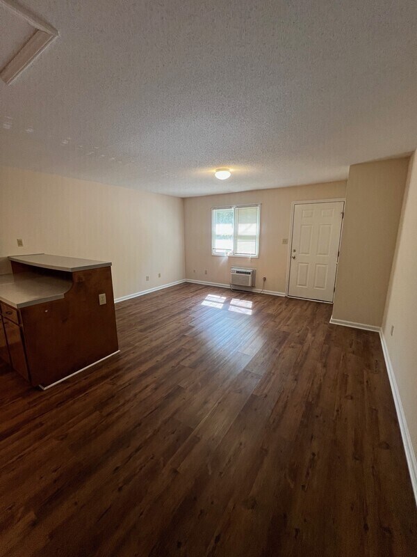 Foto del edificio - 1442 Riverview Road