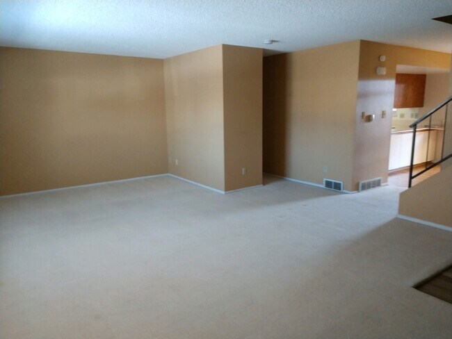 Sala de estar - 9168 E Nassau Ave