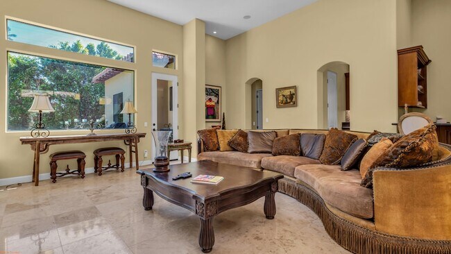 Foto del edificio - 46710 Bradshaw Trail