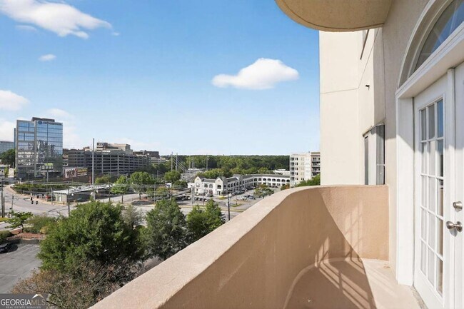 Foto del edificio - 2161 Peachtree Rd