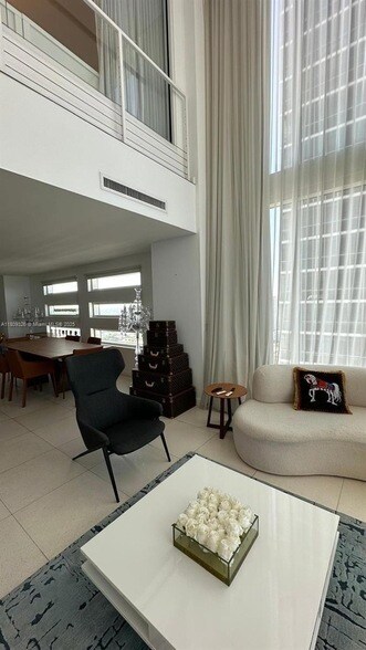 Foto del edificio - 1040 Biscayne Blvd