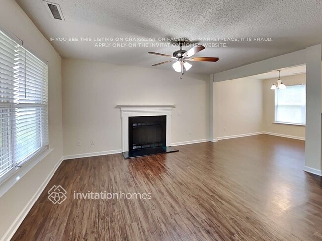 Building Photo - 3612 Deering Dr