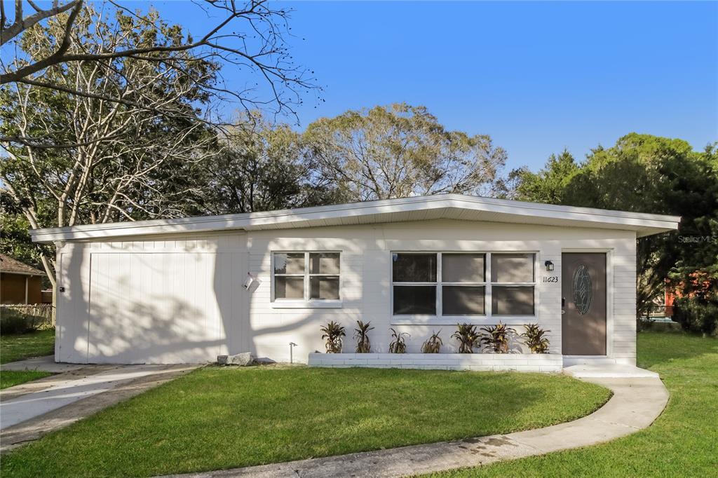 Foto principal - 11623 Cameron St