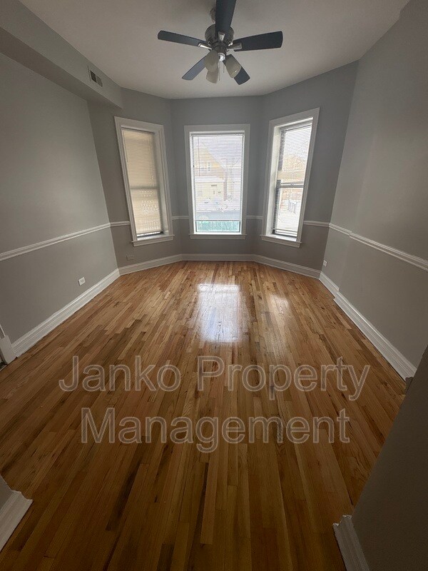 Primary Photo - 7314 S Kenwood Ave