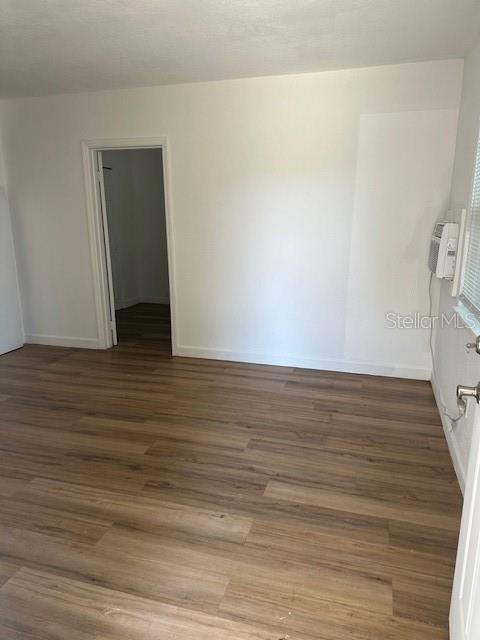 Foto del edificio - 221 N Saturn Ave