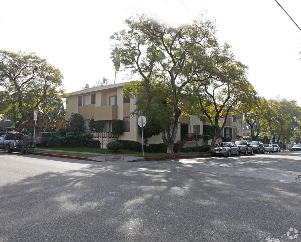 18401866 Rodney Dr, Los Angeles, CA 90027 Apartments in Los Angeles, CA