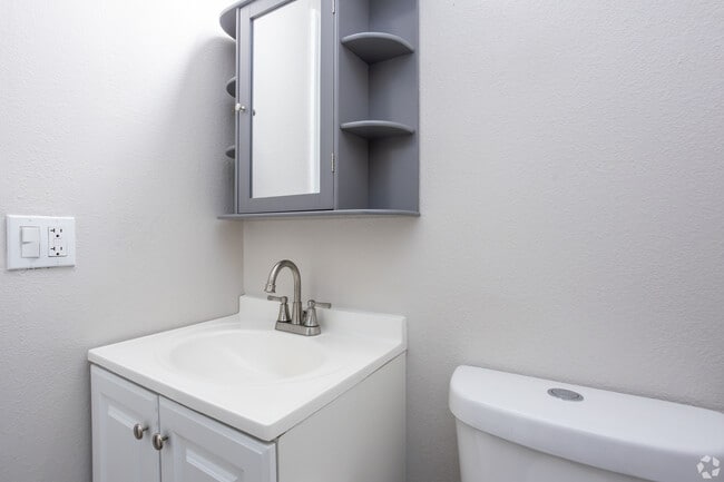 Foto del edificio - Holly Park Square Apartments