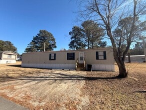 Building Photo - 47 Kimberly Ln