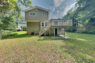 Building Photo - 535 Zachary Ct