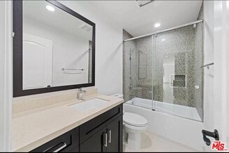 Building Photo - 6243 Berquist Ave