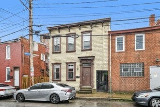 Building Photo - 1606 Bingham St
