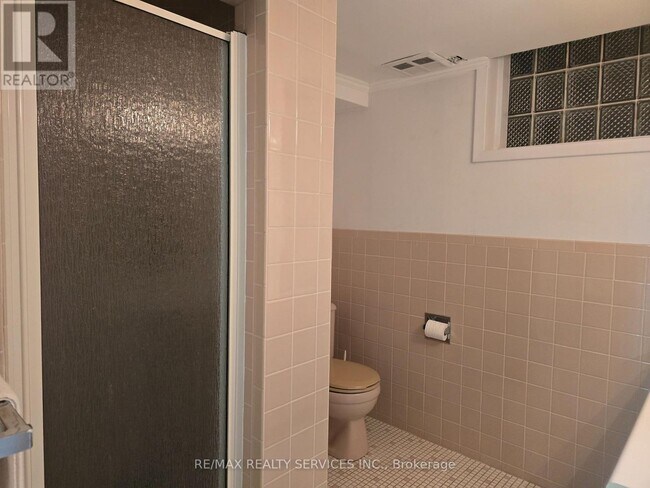 Photo du bâtiment - 89 Lawnside Dr