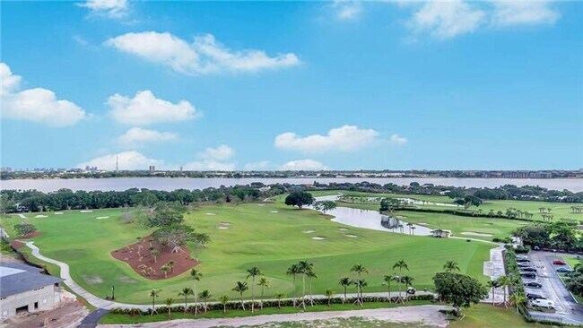 Building Photo - 2400 Presidential Way