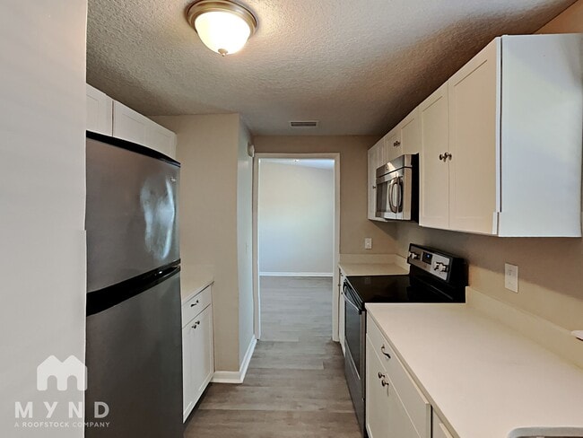 Building Photo - 7559 Canaveral Rd