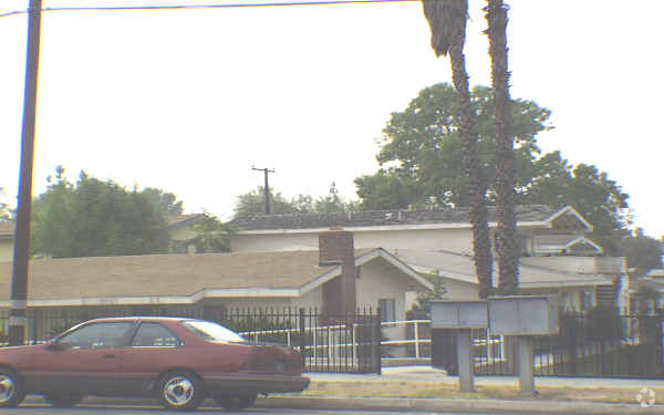 Primary Photo - 209 Judson St