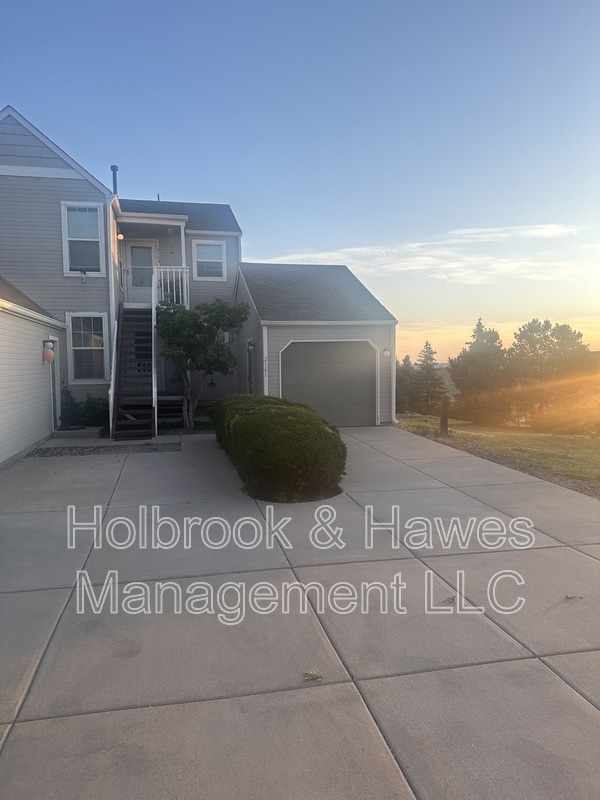 Building Photo - 2141 Sunridge Cir