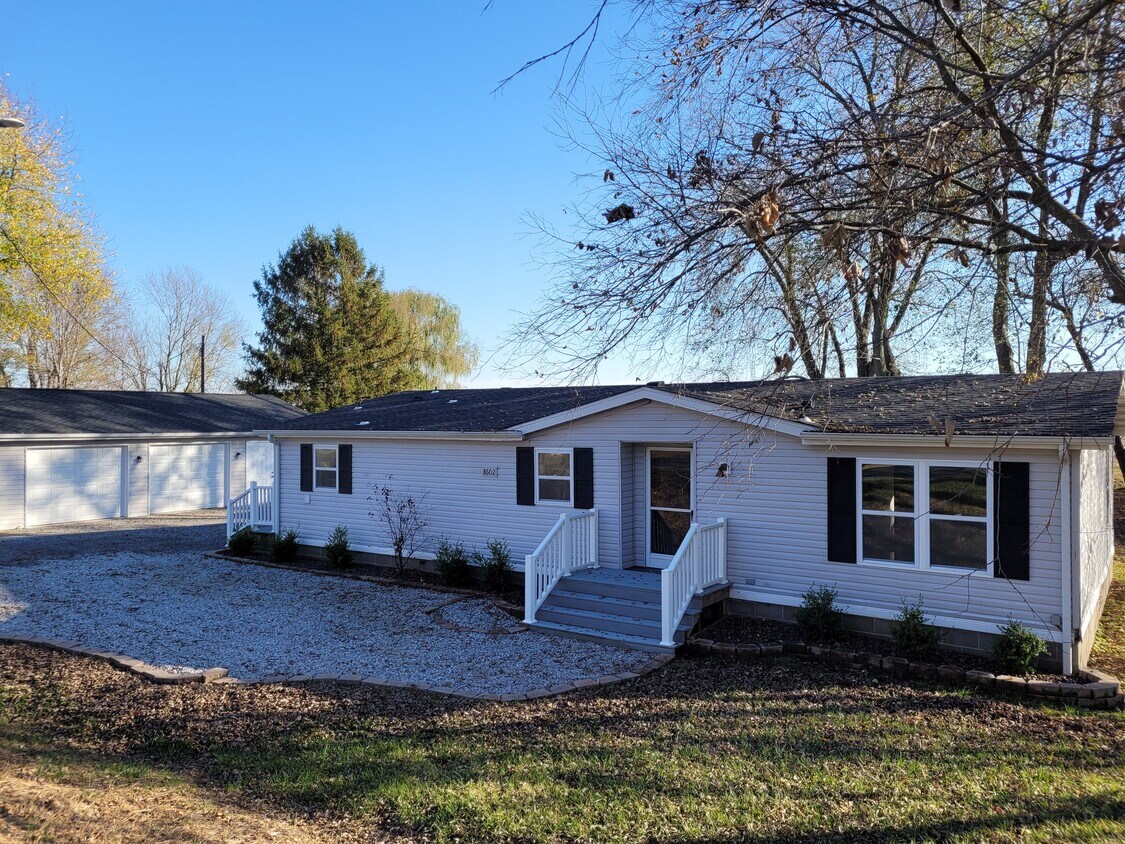 Primary Photo - 8602 Fruit Rd