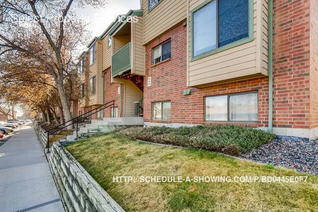 Foto del edificio - 3586 S Depew St