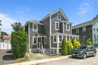 Building Photo - 45 Burnside Ave