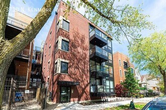 Building Photo - 3710 N Kenmore Ave