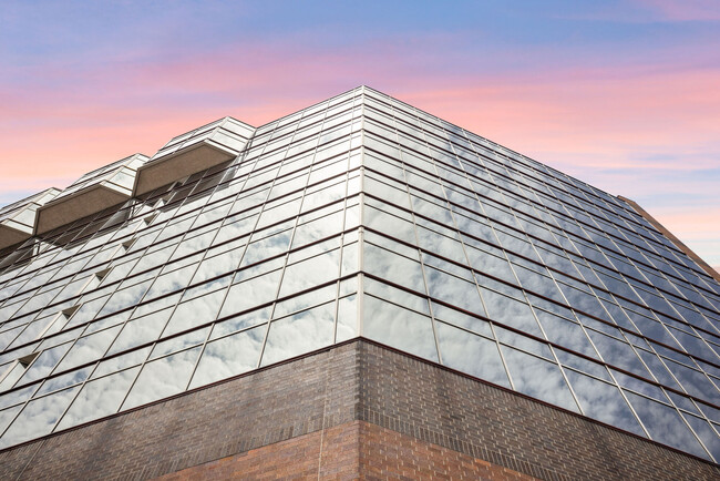 Foto del edificio - VITRA Apartments