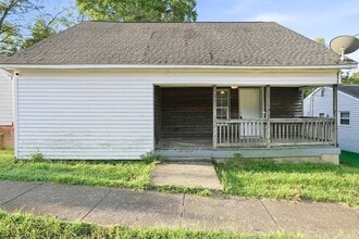 Building Photo - 1530 E Twenty-First St