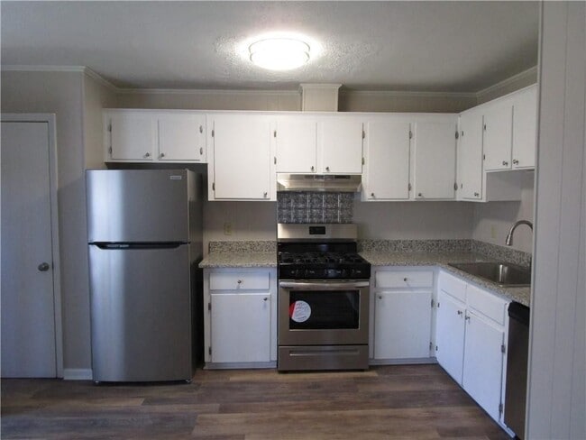 Building Photo - 4441 Township Dr