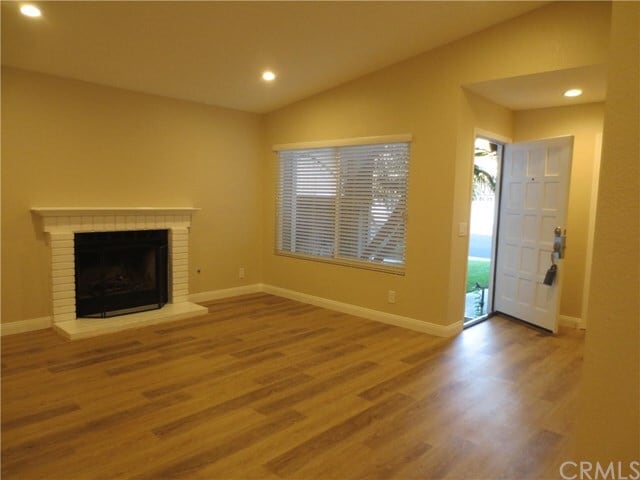 Building Photo - 17 Buttonwood