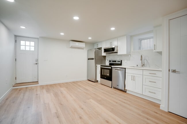 Foto del edificio - 2581 9th Ave W