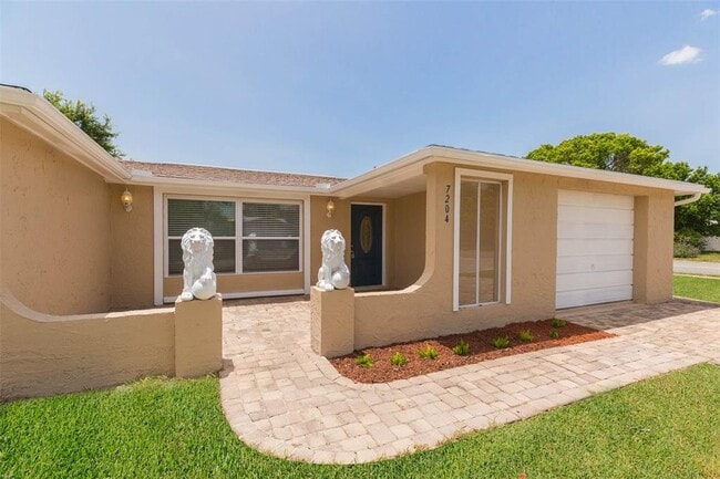 Building Photo - 7204 Potomac Dr