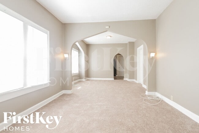 Foto del edificio - 2160 S Emerson Ave