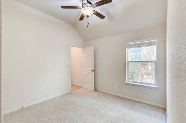 Building Photo - 116 Azimuth Dr