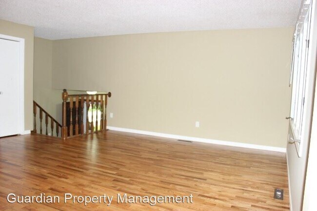 Building Photo - 3 br, 2 bath House - 13022 Oliver Ave S