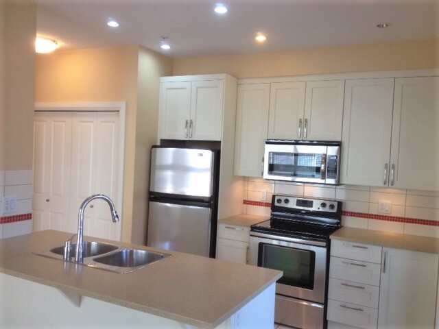 Photo principale - 45585 Keith Wilson Rd