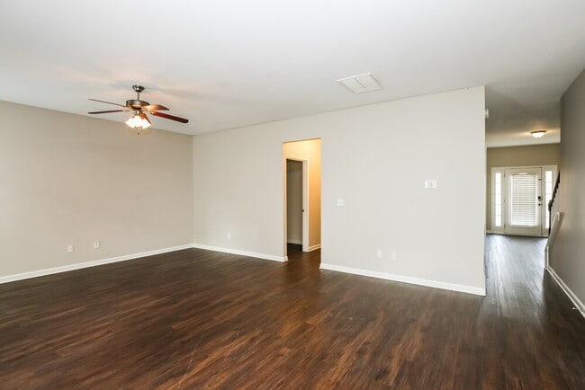 Building Photo - 4235 Fourth Rail Ln