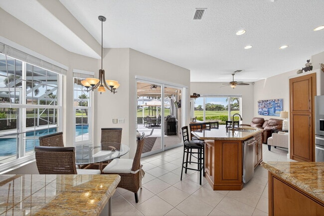 Foto del edificio - 902 Augusta Pointe Dr