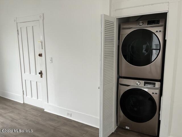 Building Photo - 15 Putman St