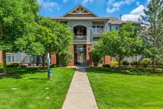 Building Photo - 804 Summer Hawk Dr