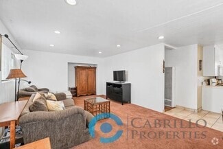 Building Photo - 3964 Manzanita Dr
