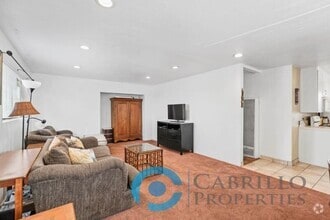 Building Photo - 3964 Manzanita Dr