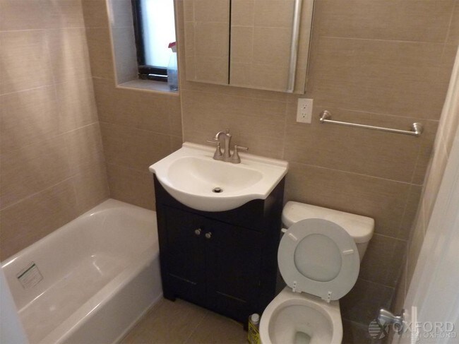 Foto del edificio - 515 Clinton Ave