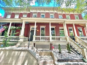 Building Photo - 2616 E Franklin St