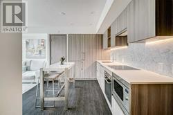 Photo du bâtiment - 19 Bathurst St