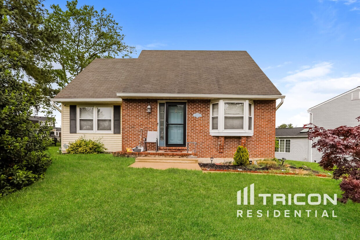 Foto principal - 5 Rosehill Ct